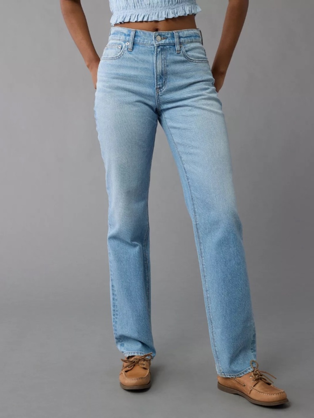 American Eagle Stretch Super High-Waisted Straight Jean Size 4 Regular